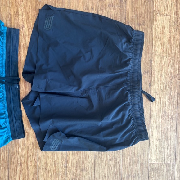 Men's Pressio Run Short collection Size medium - Picture 4 of 8